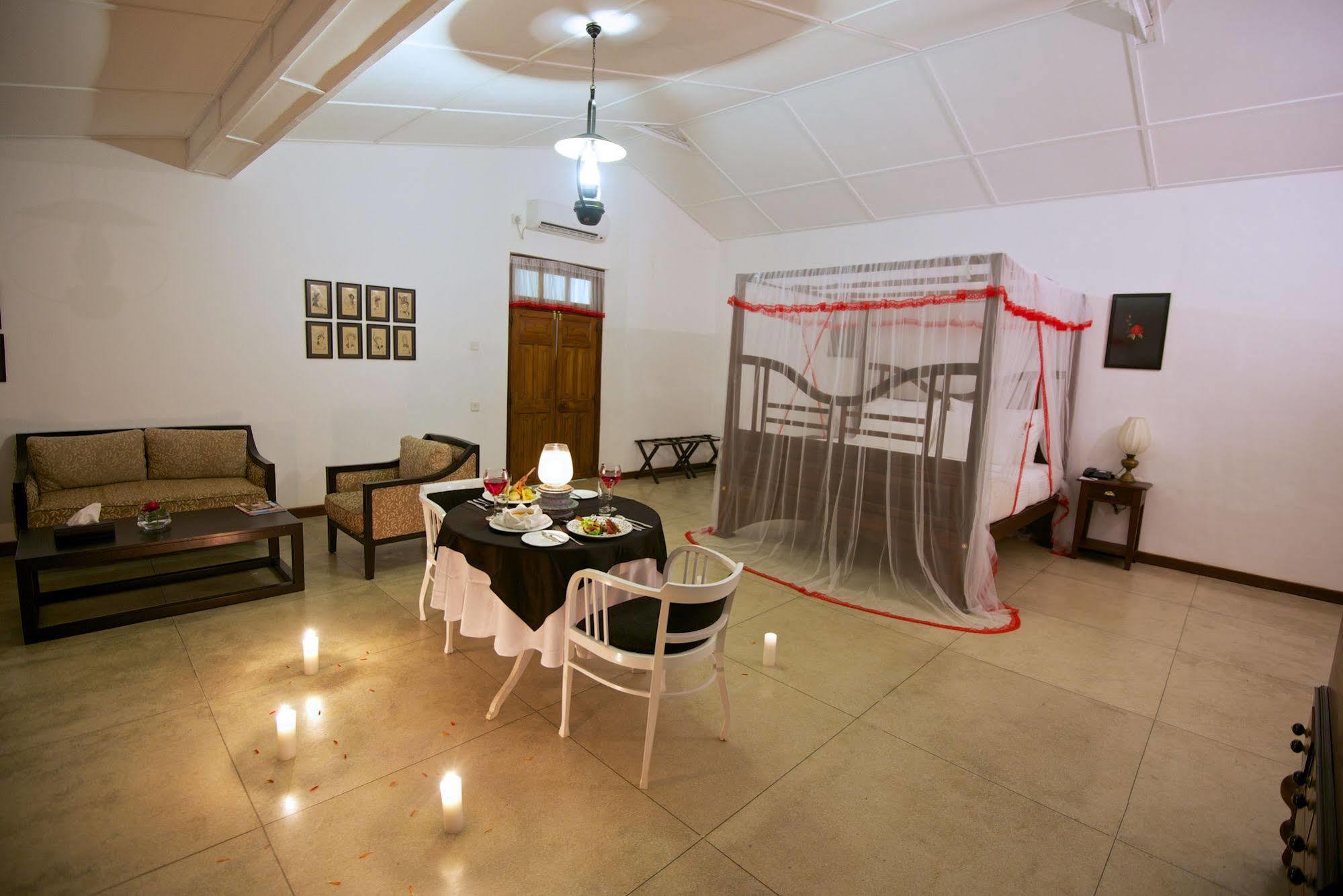 Mountbatten Bungalow- Thema Collection Kandy Exterior foto
